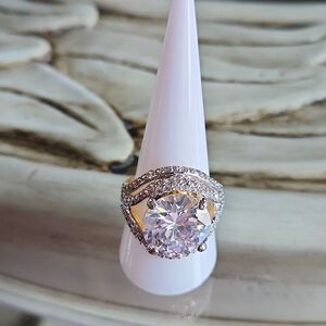 NWOT Gold and Silver SETA Ring